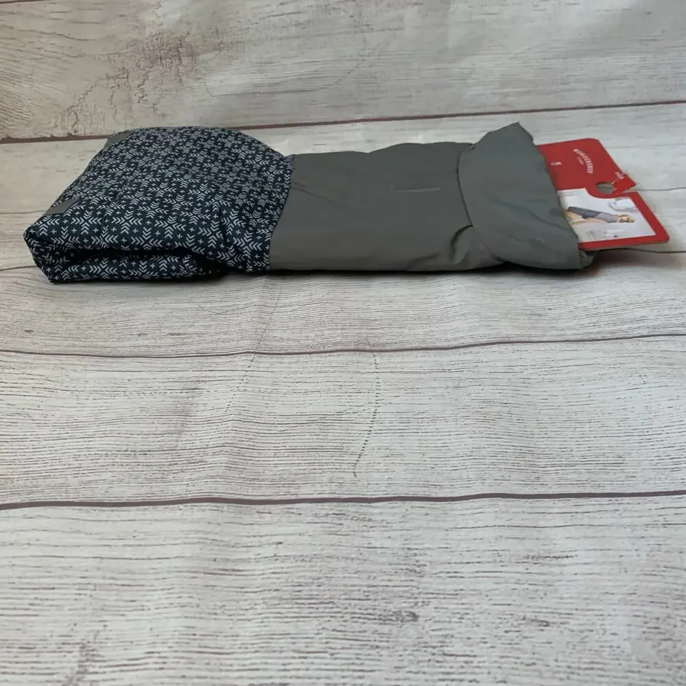 Wondershop at Target Gray Reflective Puffer Pet Vest Size M Up to 40lbs Cat Dog